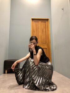 staff D – ページ 2 – ROOM903